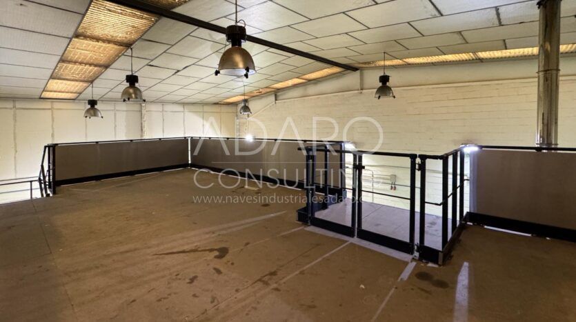 Nave en Alquiler en Vallecas de 925 m²