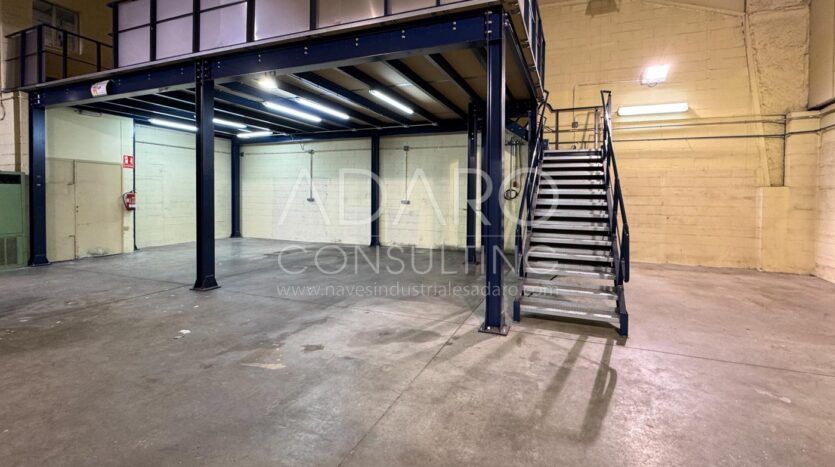 Nave en Alquiler en Vallecas de 925 m²