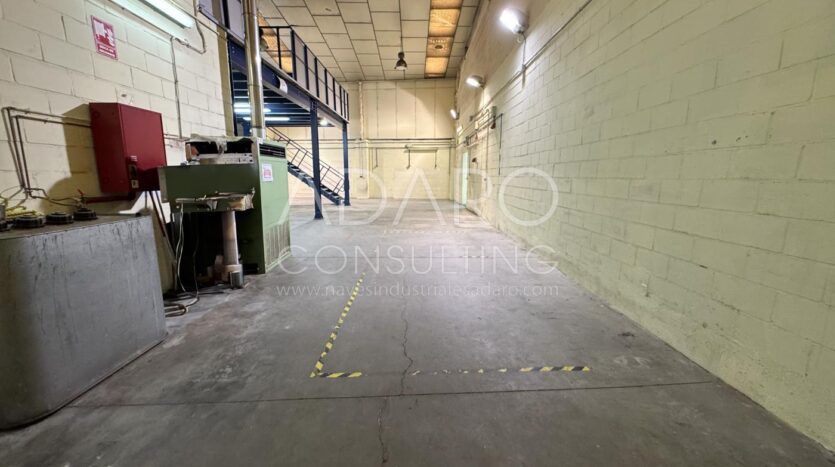 Nave en Alquiler en Vallecas de 925 m²