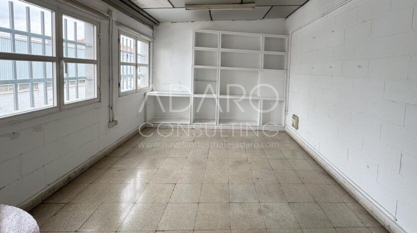 Nave en Alquiler en Vallecas de 925 m²