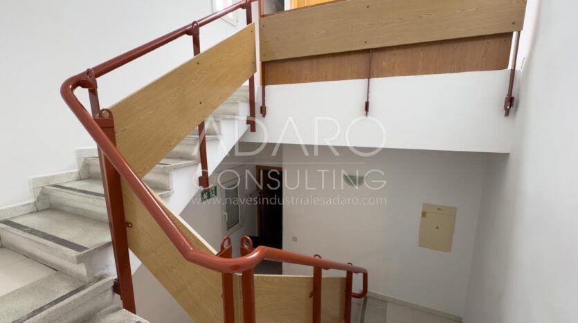 Nave en Alquiler en Vallecas de 925 m²