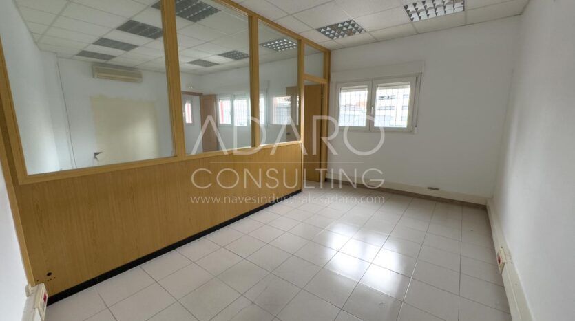 Nave en Alquiler en Vallecas de 925 m²