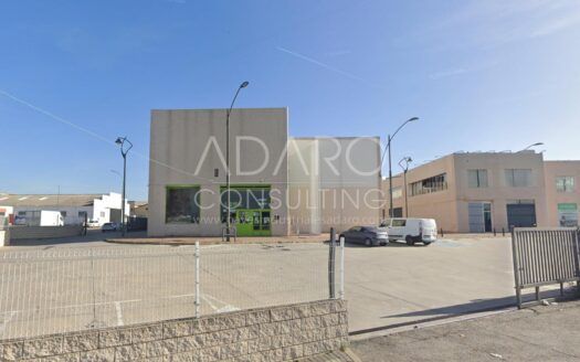 Nave en Alquiler en Parla de 877 m²
