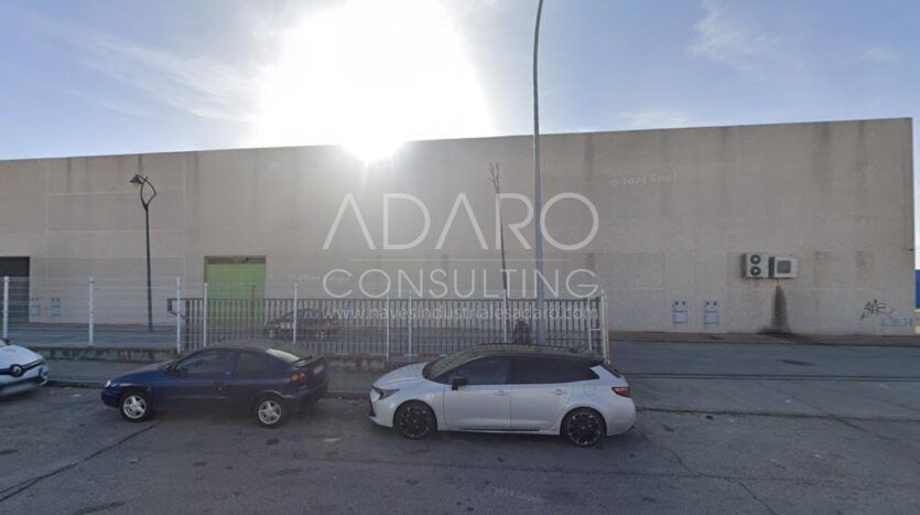 Nave en Alquiler en Parla de 877 m²