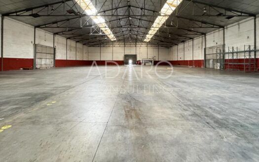 Nave en Venta en San Fernando de Henares de  9.177 m2
