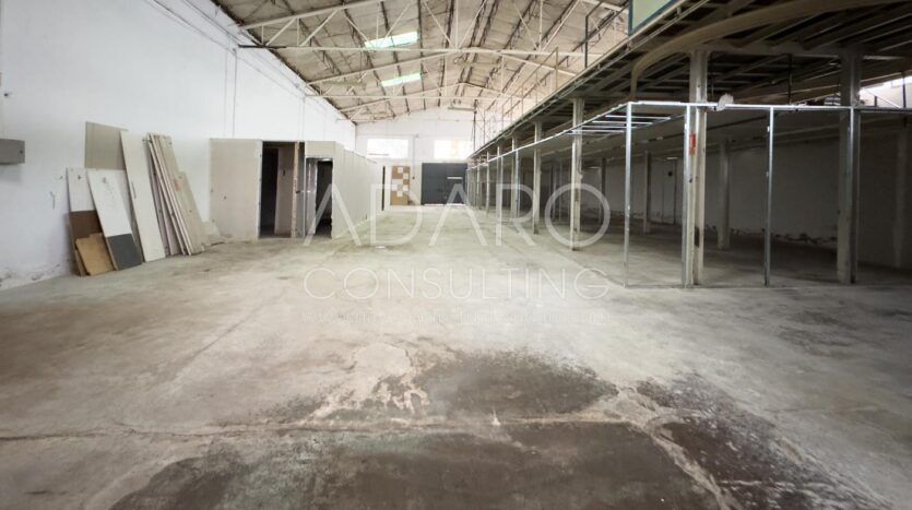 Nave en Venta en Arganda del Rey de 589 m²