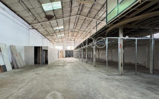 Nave en Venta en Arganda del Rey de 589 m²