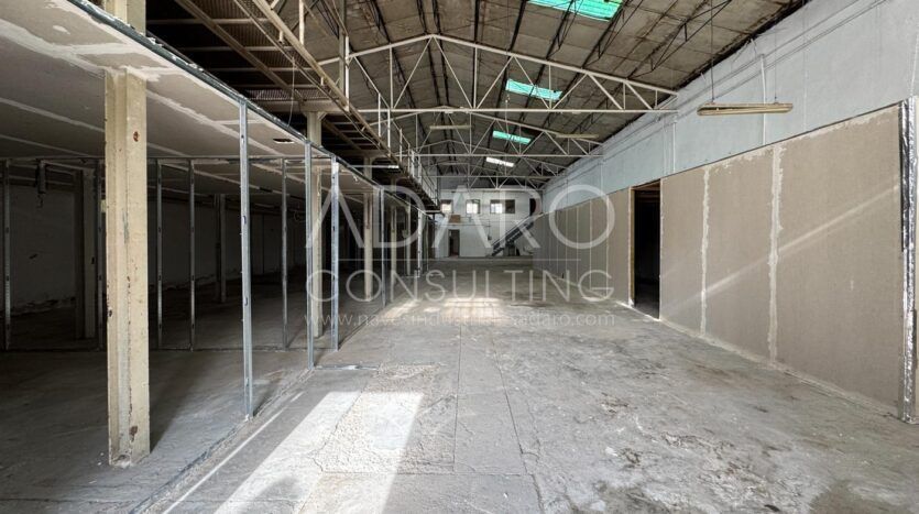 Nave en Venta en Arganda del Rey de 589 m²