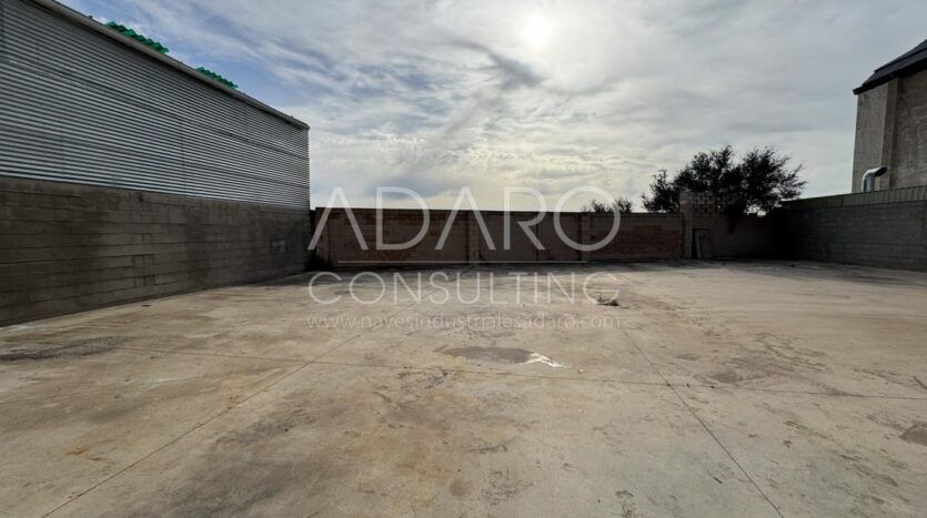 Nave en Venta en Arganda del Rey de 589 m²