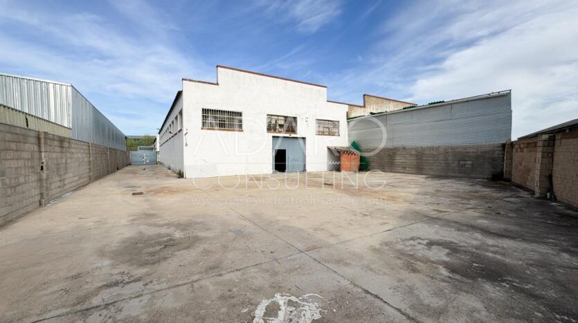 Nave en Venta en Arganda del Rey de 589 m²