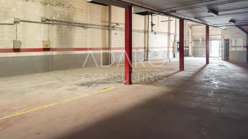 Nave en Alquiler en Fuenlabrada de 486 m²