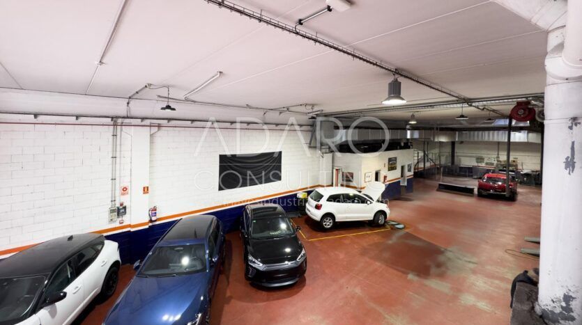 Nave en Venta en Alcobendas de 528 m²