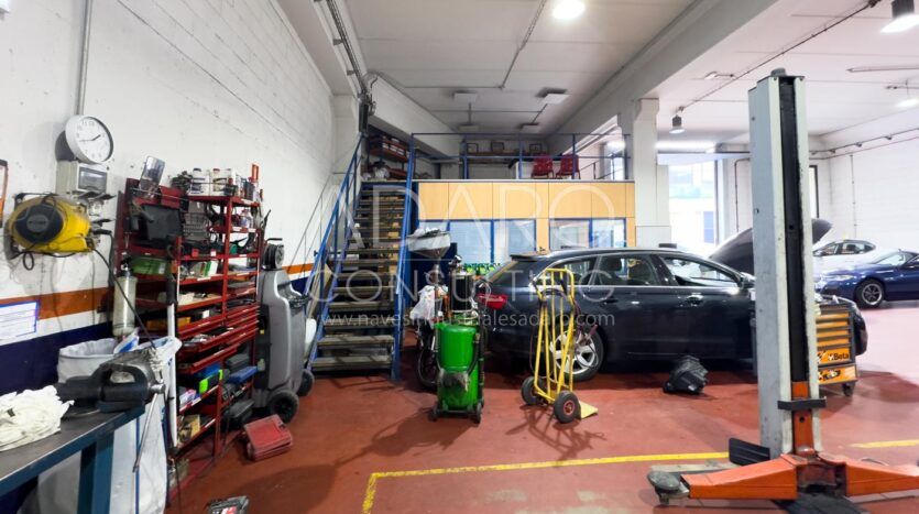 Nave en Venta en Alcobendas de 528 m²