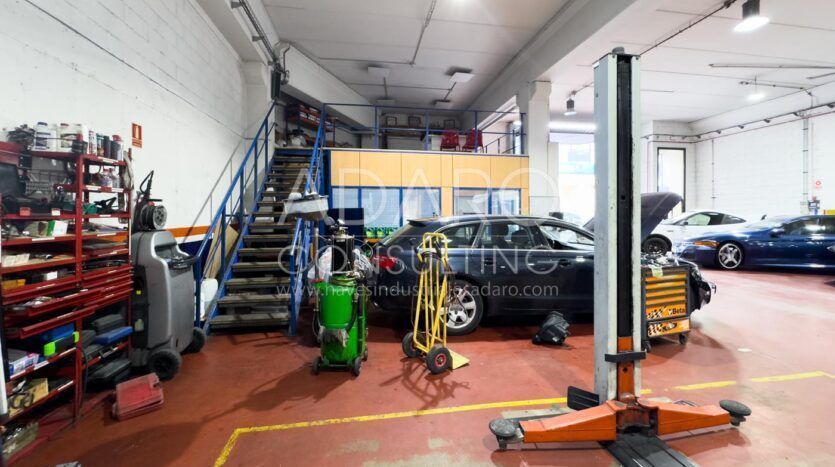 Nave en Venta en Alcobendas de 528 m²