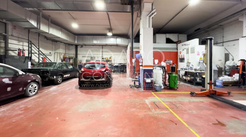 Nave en Venta en Alcobendas de 528 m²