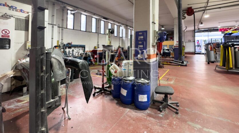 Nave en Venta en Alcobendas de 528 m²