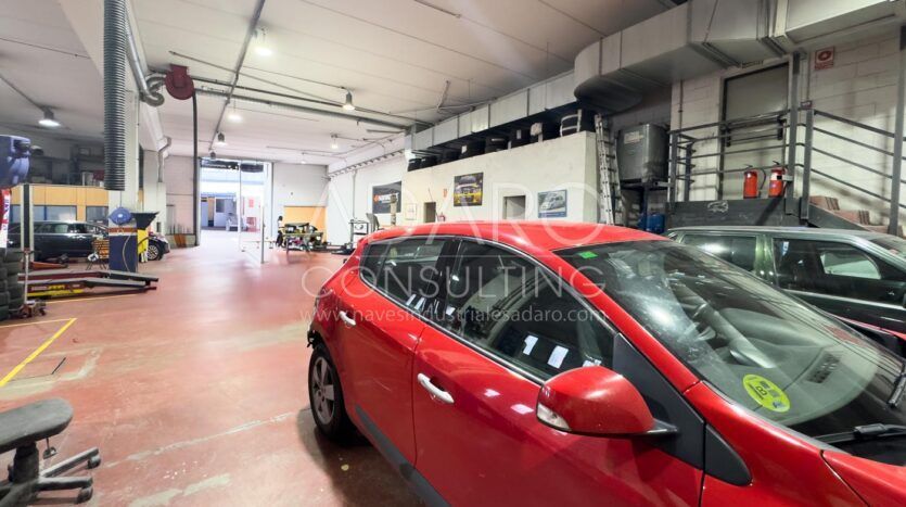 Nave en Venta en Alcobendas de 528 m²
