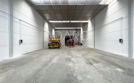 Nave en Alquiler en Parla de 905 m²