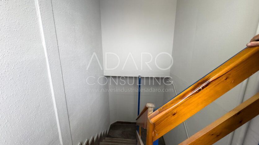 Alquiler de nave industrial en Parla de 905 m²