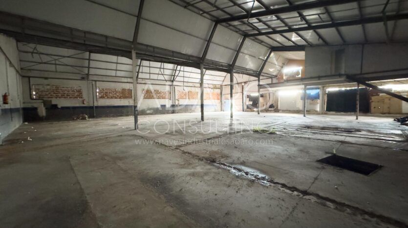 Nave Industrial en Alquiler en Aranjuez de 643 m²