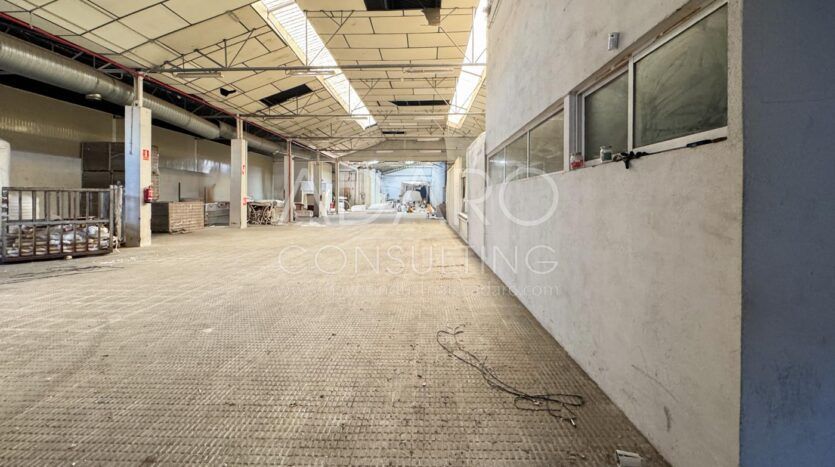 Nave Industrial en Alquiler en Torrejón de Ardoz de 1.148 m²