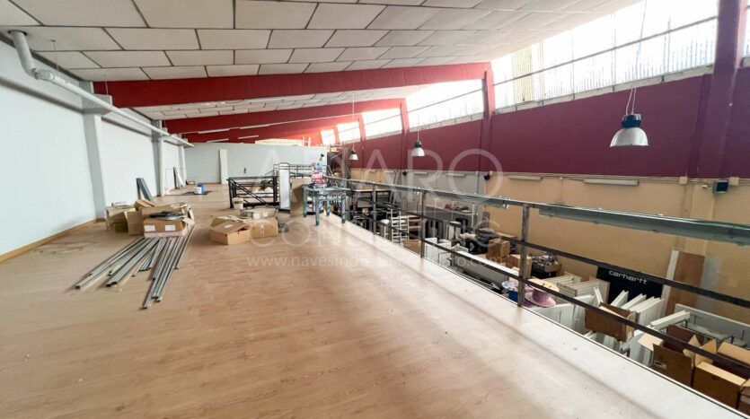 Nave Industrial en venta en Ajalvir de 700 m²