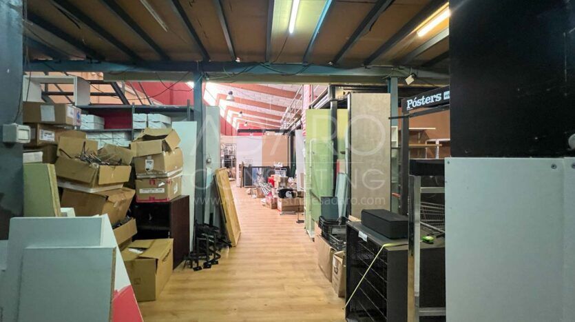 Nave Industrial en venta en Ajalvir de 700 m²