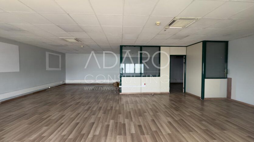 Nave industrial en venta en Meco, de 2.847 m