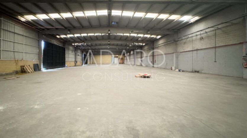 Nave industrial en venta en Meco, de 2.847 m