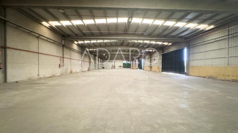 Nave industrial en venta en Meco, de 2.847 m
