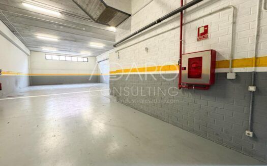 Nave Industrial en Alquiler en Villaverde 462 m²