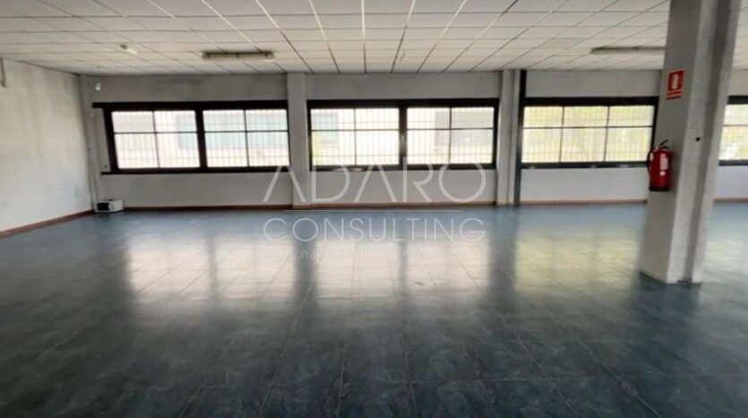 Nave Industrial en Alquiler en Fuenlabrada de 697 m²