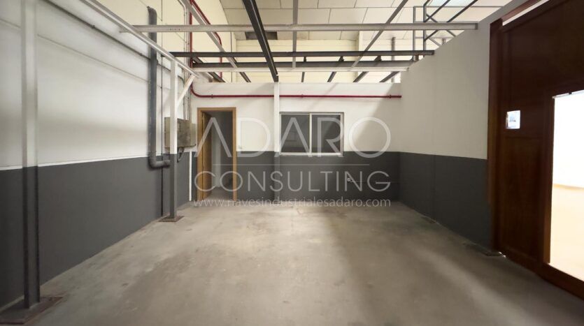 Nave Industrial en Venta en Leganés de 500 m²
