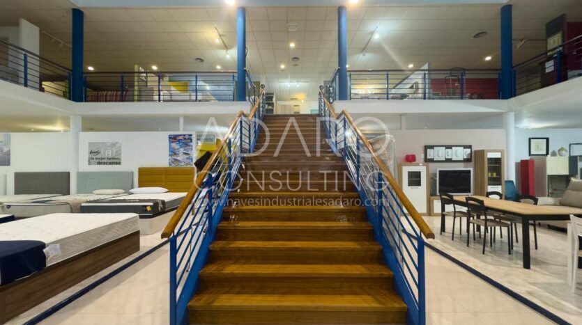 Nave Industrial en Venta en Cabanillas del Campo de 2.500 m²