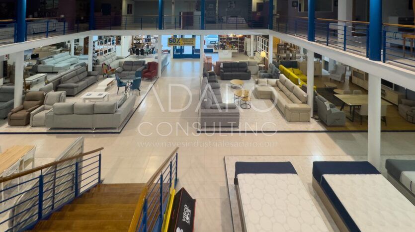 Nave Industrial en Venta en Cabanillas del Campo de 2.500 m²