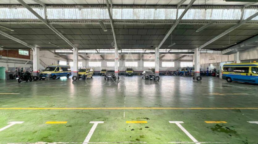 Nave Industrial en Alquiler en Leganés de 2.030 m2