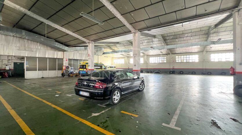 Nave Industrial en Alquiler en Leganés de 2.030 m2