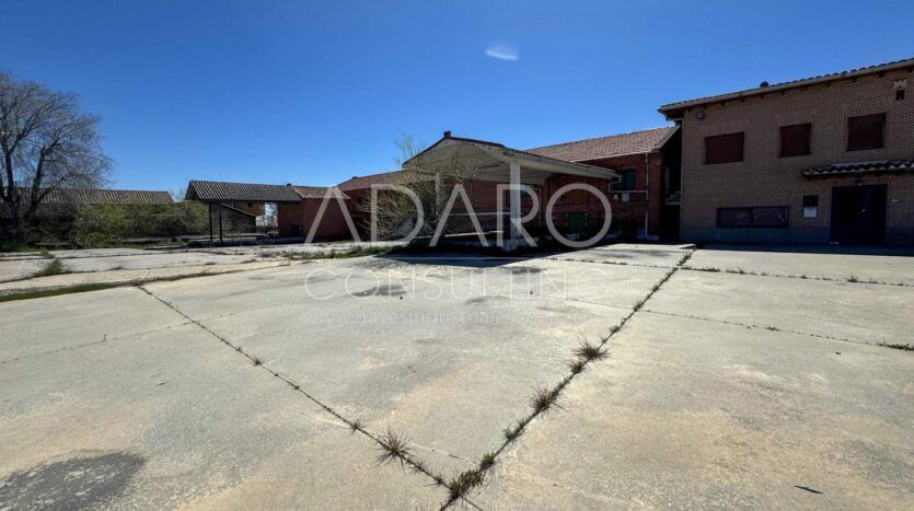 Nave en Venta en Navalcarnero de 1.785 m²