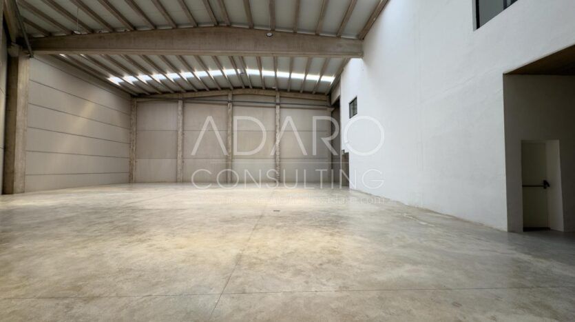 Nave Industrial en Alquiler en Prado del Espino de 1.613 m²