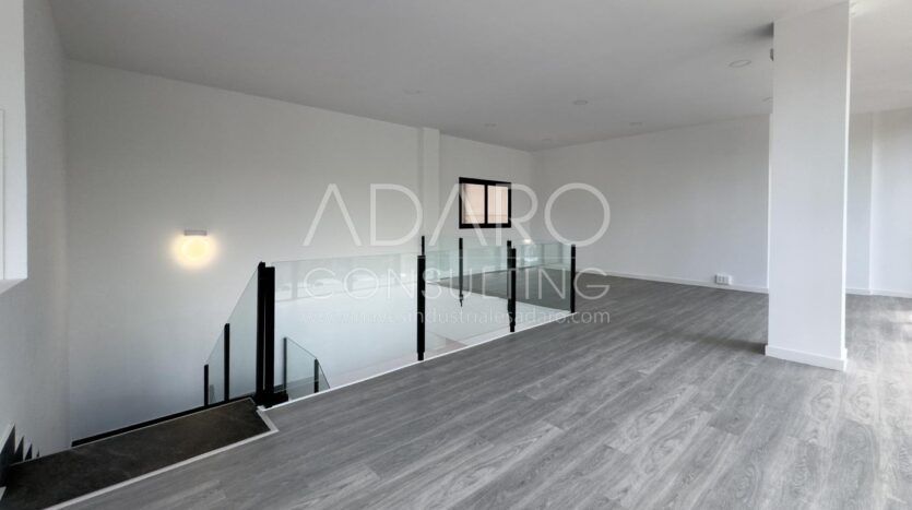 Nave Industrial en Alquiler en Prado del Espino de 1.613 m²