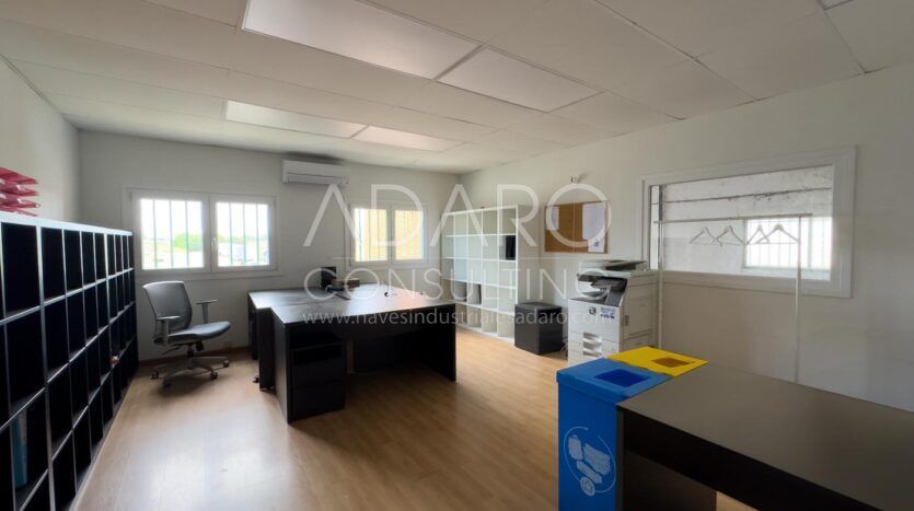 Nave Industrial en Alquiler en Móstoles de 633 m²