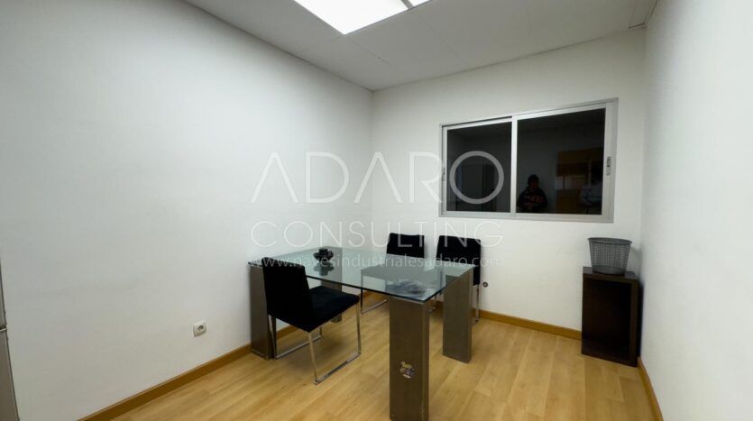 Nave Industrial en Alquiler en Móstoles de 633 m²