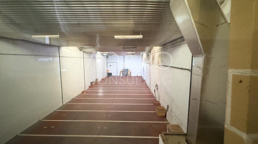 Nave Industrial en Alquiler en Móstoles de 633 m²