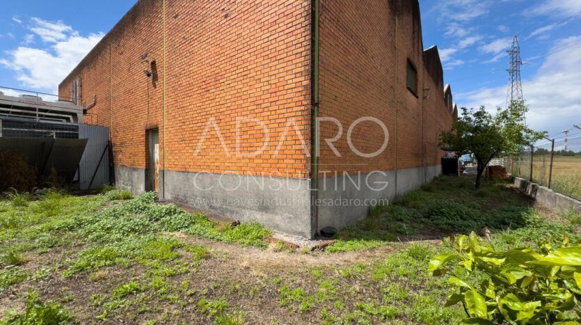 Nave Industrial en Alquiler en Móstoles de 633 m²