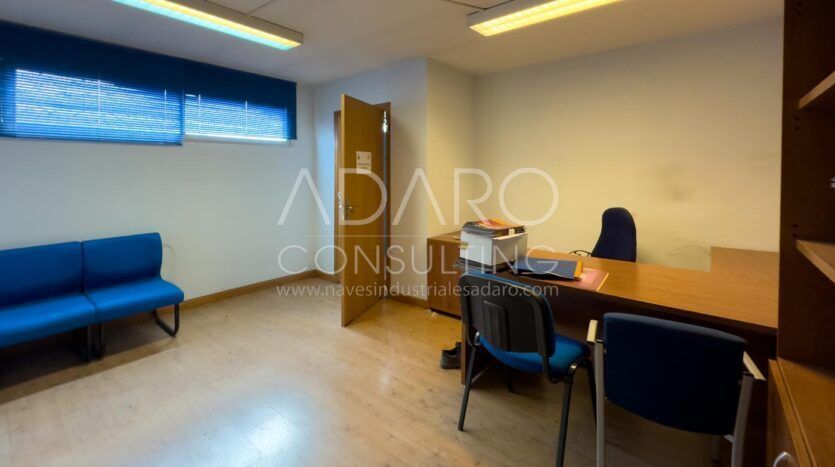 Nave Industrial en Alquiler en San Fernando de Henares de 1.053 m²