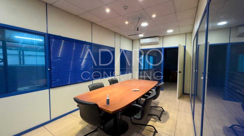 Nave Industrial en Alquiler en San Fernando de Henares de 1.053 m²