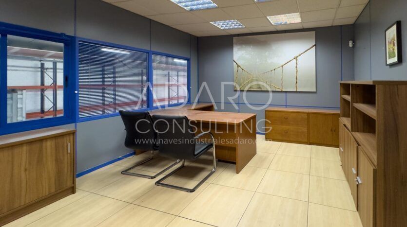 Nave Industrial en Alquiler en San Fernando de Henares de 1.053 m²