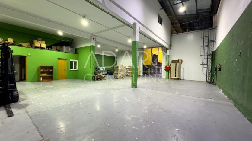 Nave Industrial Frigorífica en Venta en Alcorcón de 1.188 m²