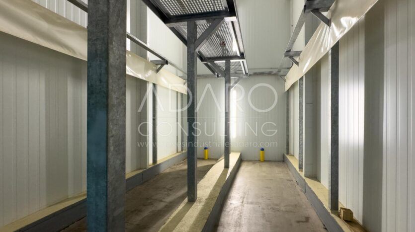 Nave Industrial Frigorífica en Venta en Alcorcón de 1.188 m²