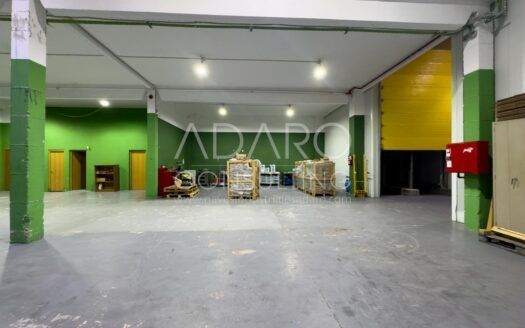 Nave Industrial Frigorífica en Venta en Alcorcón de 1.188 m²